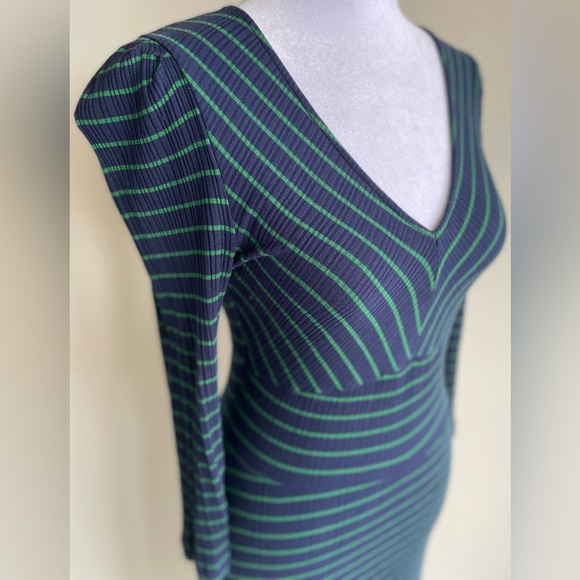 MAEVE BY ANTHROPOLOGIE KNIT PULLOVER FLUTTER HEM DRESS, NAVY/GREEN SZ XS - Picture 8 of 12